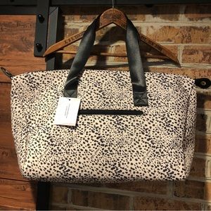 NWT Mali & Lili Weekender Bag in Cream NEW (24)